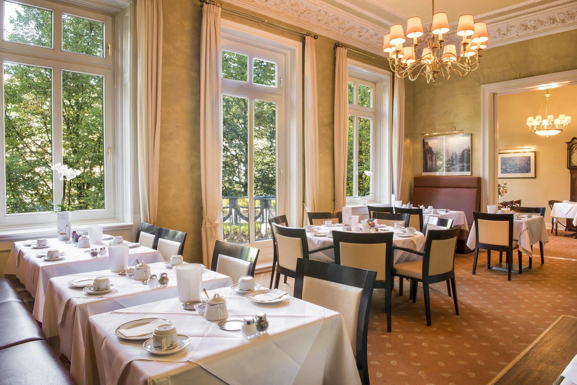 Hotel Vorbach Hamburg Eksteriør bilde